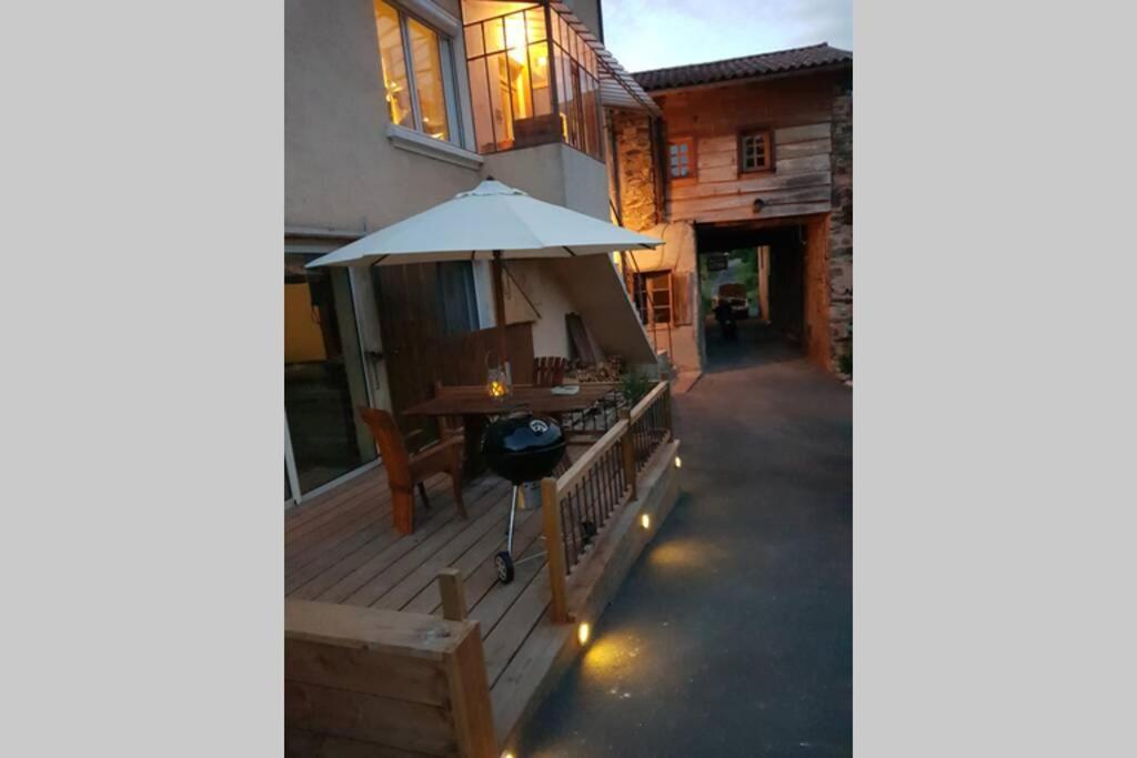 L'Idyllique - Studio Prive Sous Maison Saint-Didier-sur-Beaujeu Exterior photo